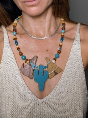 🌵 Vintage 1993 handmade Southwestern statement necklace